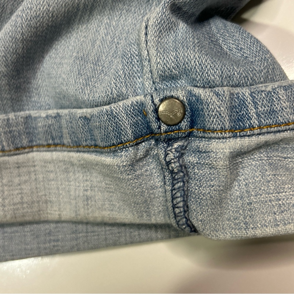 Levi’s 515 Jeans Shorts Women’s 10 Blue Cotton Outdoor Stretch Roll Up Vintaged - Picture 7 of 14